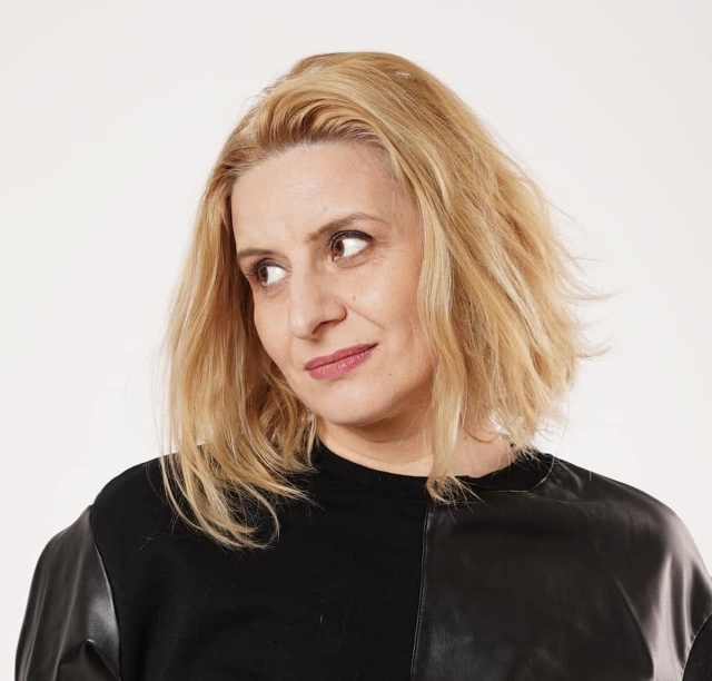 O scenă proprie și un drum clădit prin muncă, Virginia Vasilache - Cuvinte și Cafea