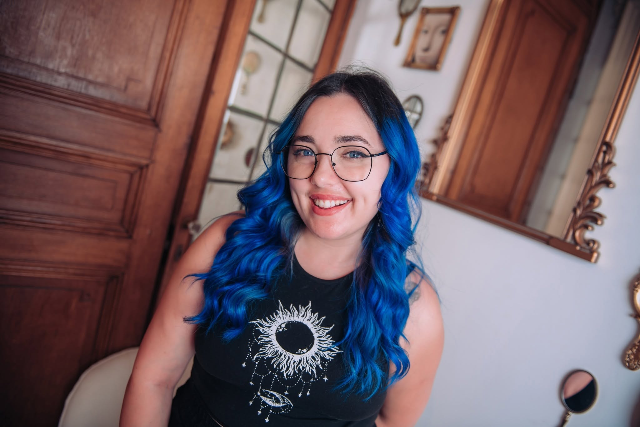 Despre primele acorduri și cum se leagă o trupă de la zero, Monica Elena Costin - Cuvinte și Cafea